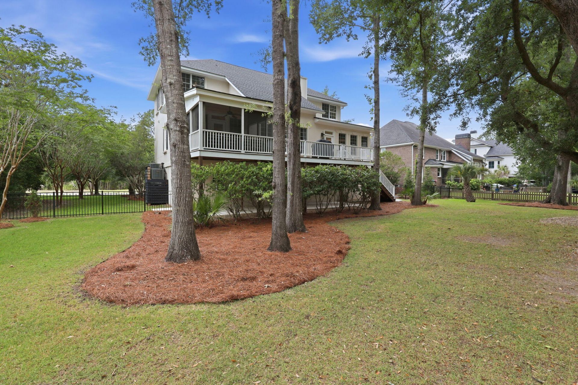 2041 Ashburton Way Photo 39