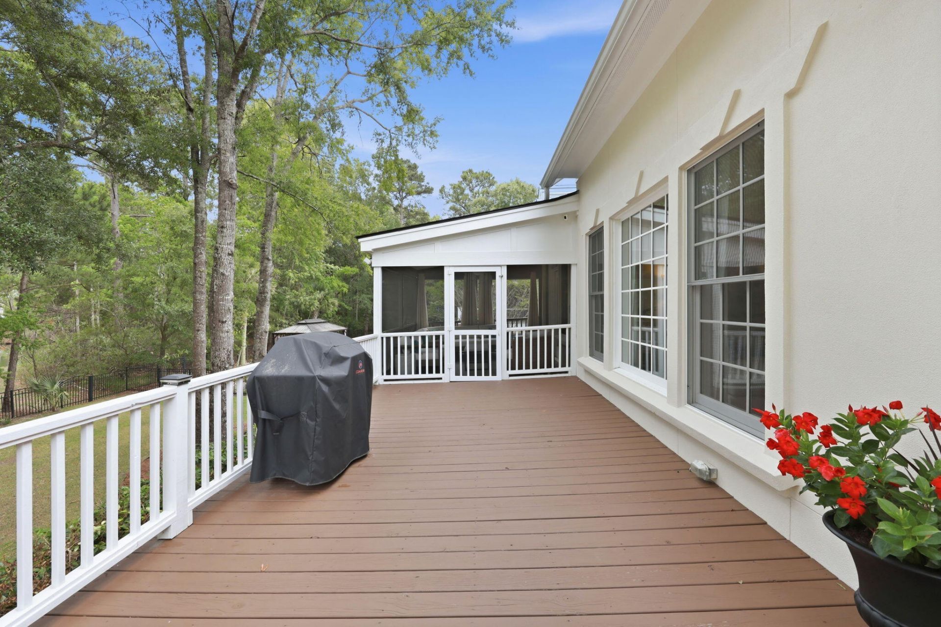 2041 Ashburton Way Photo 41