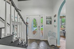 188 Bamert Street photo 4