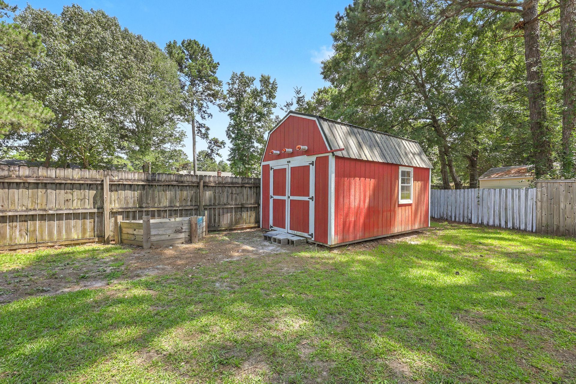 188 Bamert Street Photo 35
