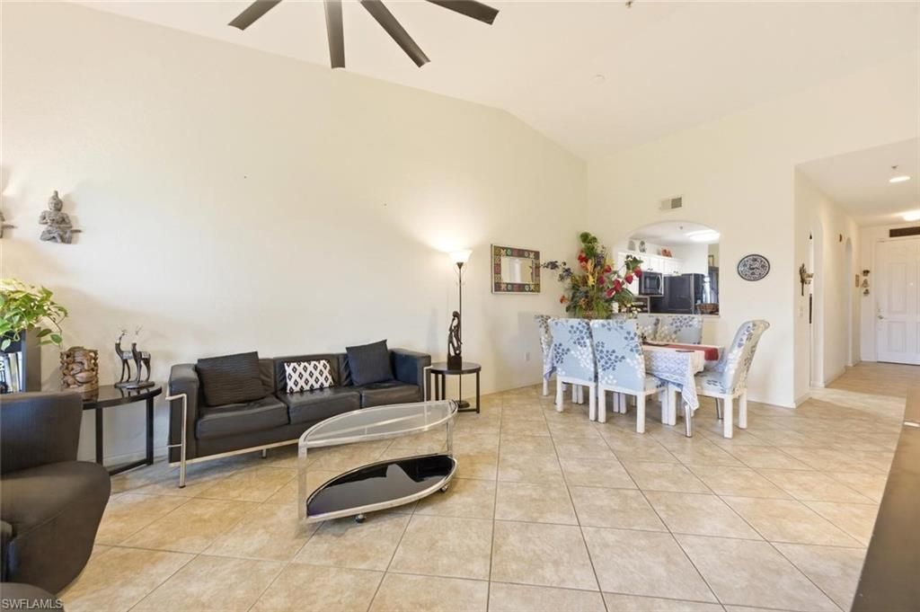 6828 Sterling Greens Pl, Unit 4405, Naples, FL 34104 Photo