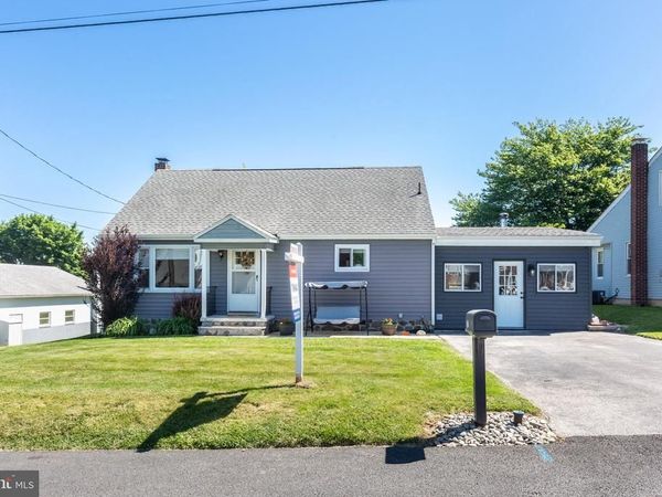 22 PLEASANT VIEW DRIVE, HANOVER, PA 17331