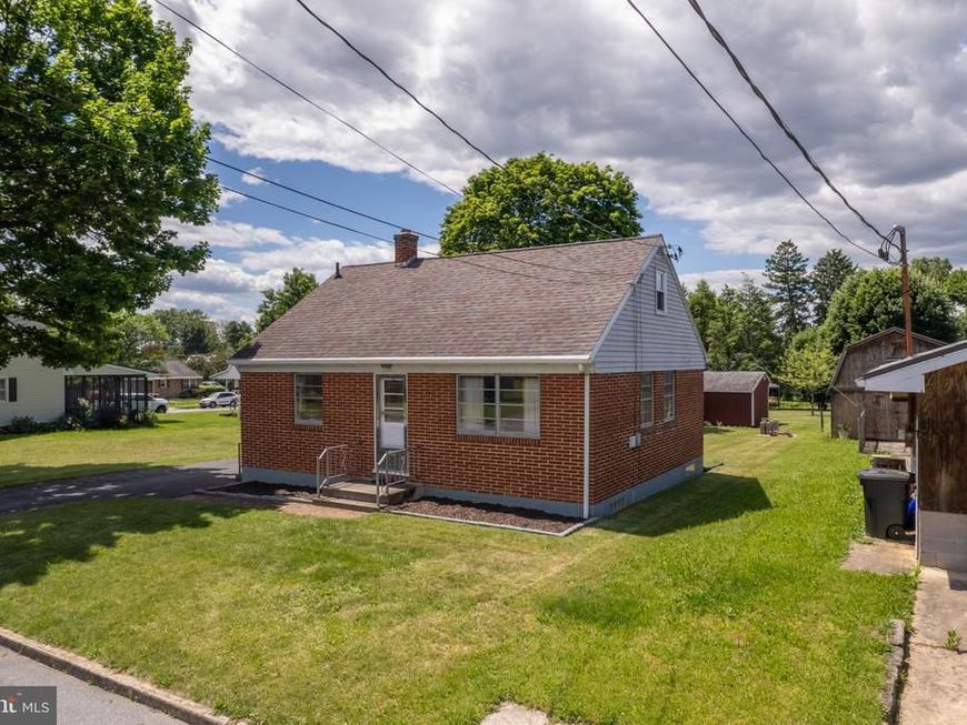420 Maple Hill Avenue , Shippensburg, PA 17257 Main Photo