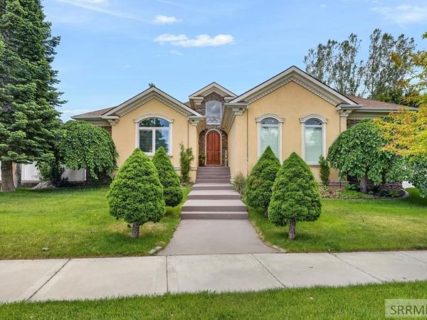 3770 Autumnwood Drive, AMMON, ID 83406