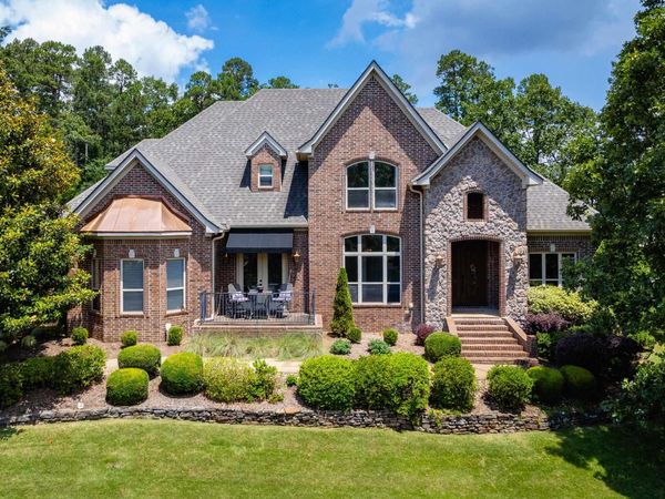 9 Farnham Loop, Little Rock, AR 72223