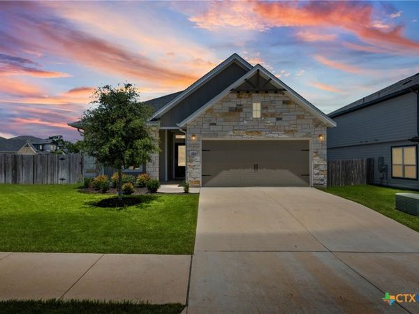 215 Cabiness Drive , Salado, TX 76571