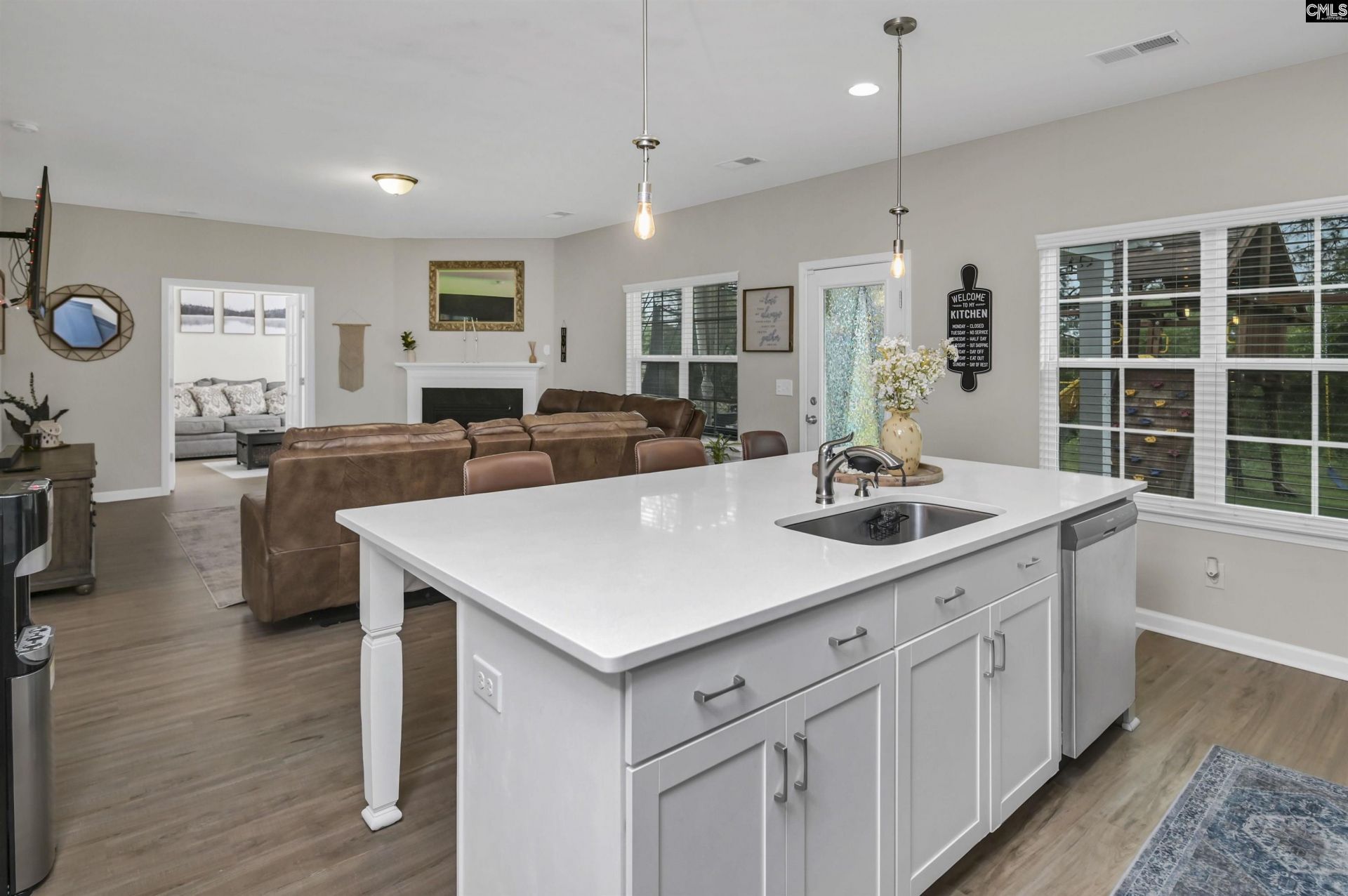 608 Frow Drive  Photo 14