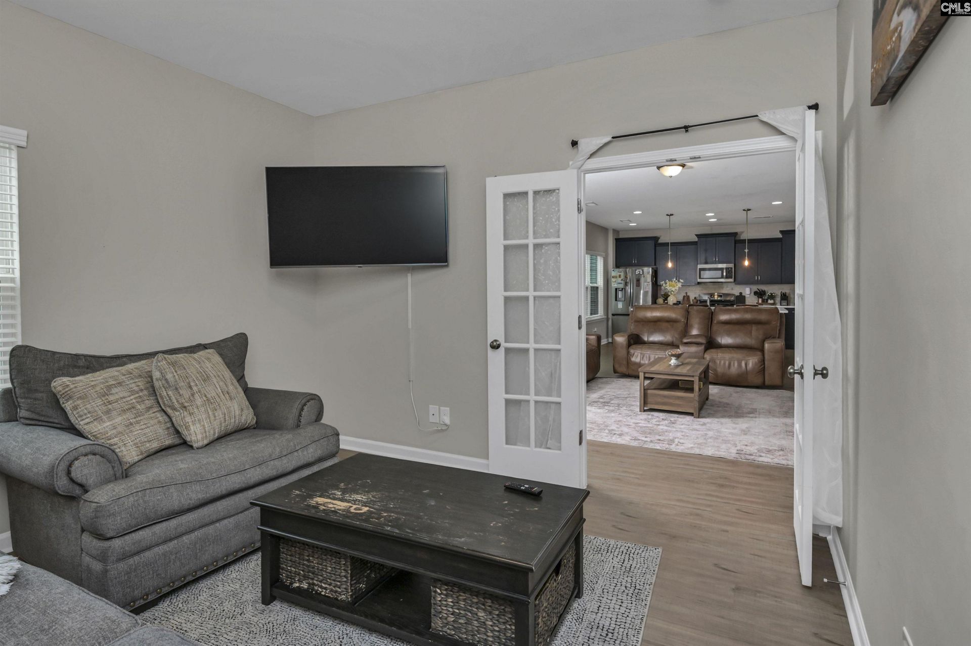 608 Frow Drive  Photo 23