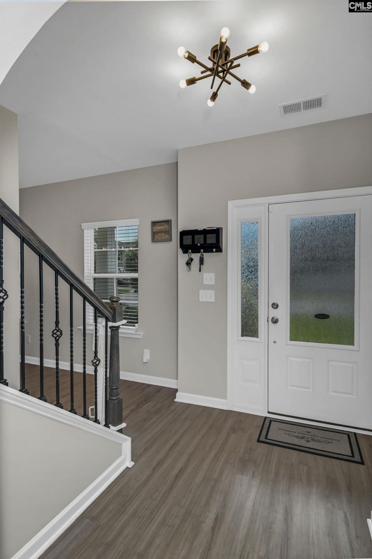 608 Frow Drive  Photo 4