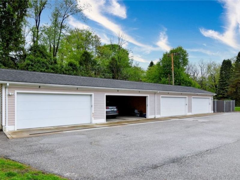 5009 Nob Hill Drive, Unit B2, Chagrin Falls, OH 44022 Photo 21