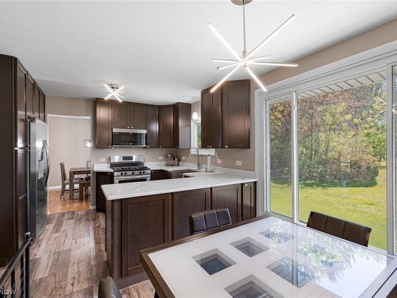 34600 W Sharondale Drive, Solon, OH 44139 Photo 11