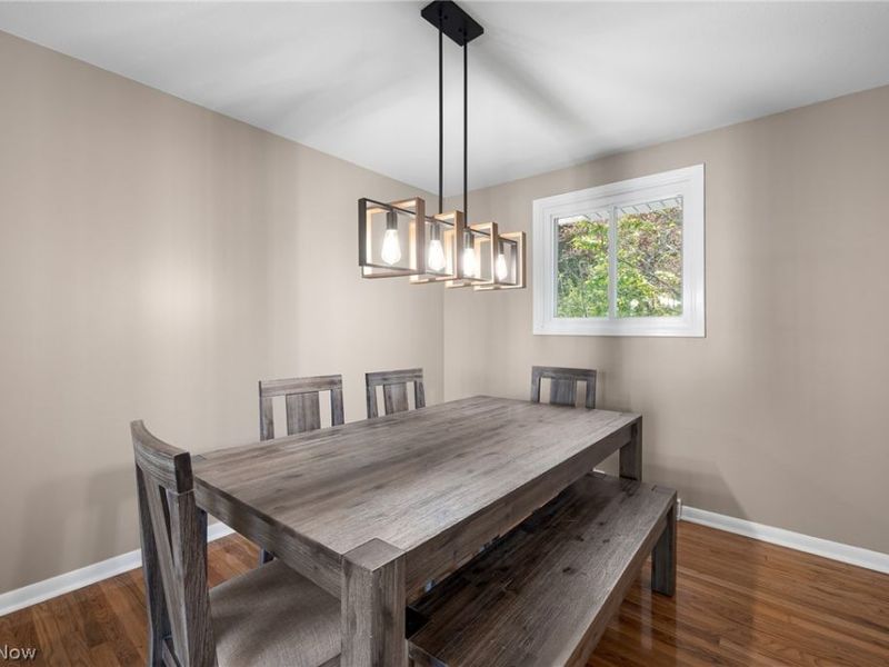 34600 W Sharondale Drive, Solon, OH 44139 Photo 6