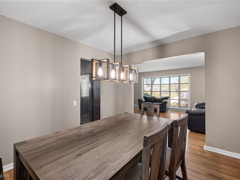 34600 W Sharondale Drive, Solon, OH 44139 Photo 7