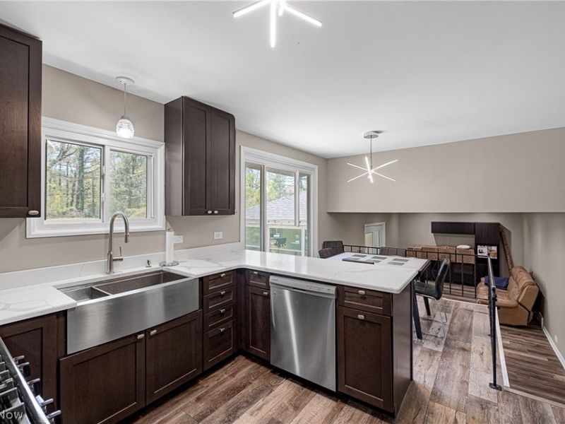 34600 W Sharondale Drive, Solon, OH 44139 Photo 8