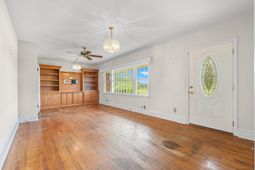 3895 Highway 430  photo 4