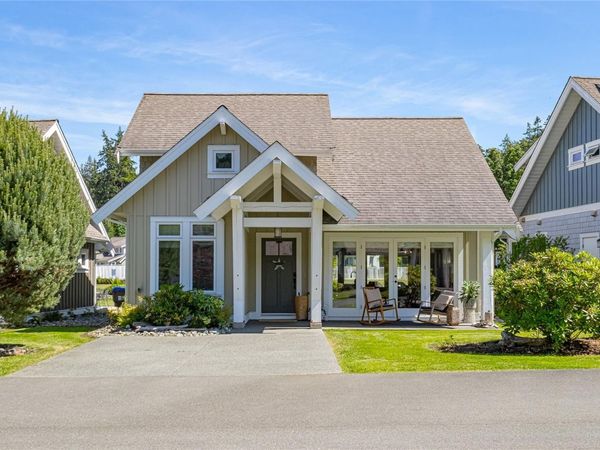 5251 Island Hwy W, Unit #15, Qualicum Beach, BC V9K 2C1