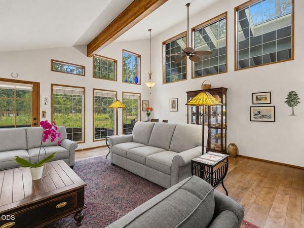 57519 Tamarack Lane, Unit 3, Sunriver, OR 97707