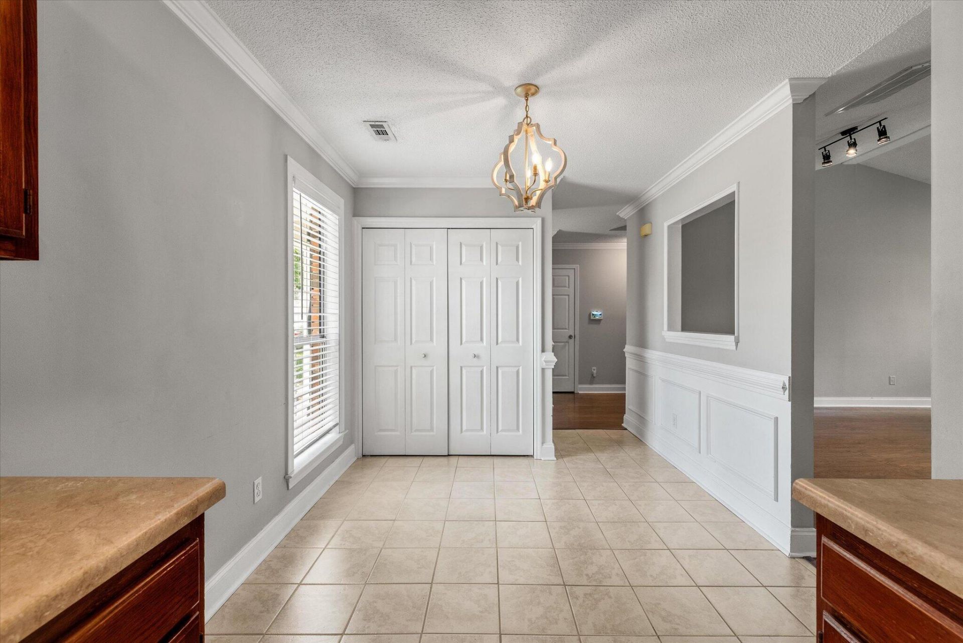 320 Indigo Road Photo 14