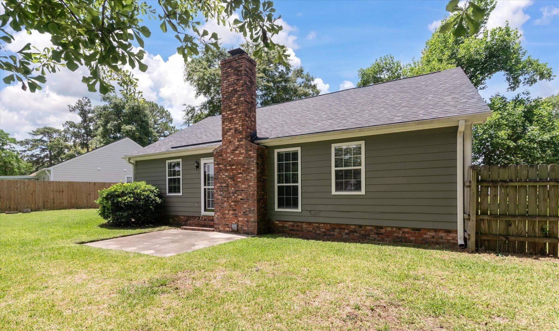 320 Indigo Road Photo 27