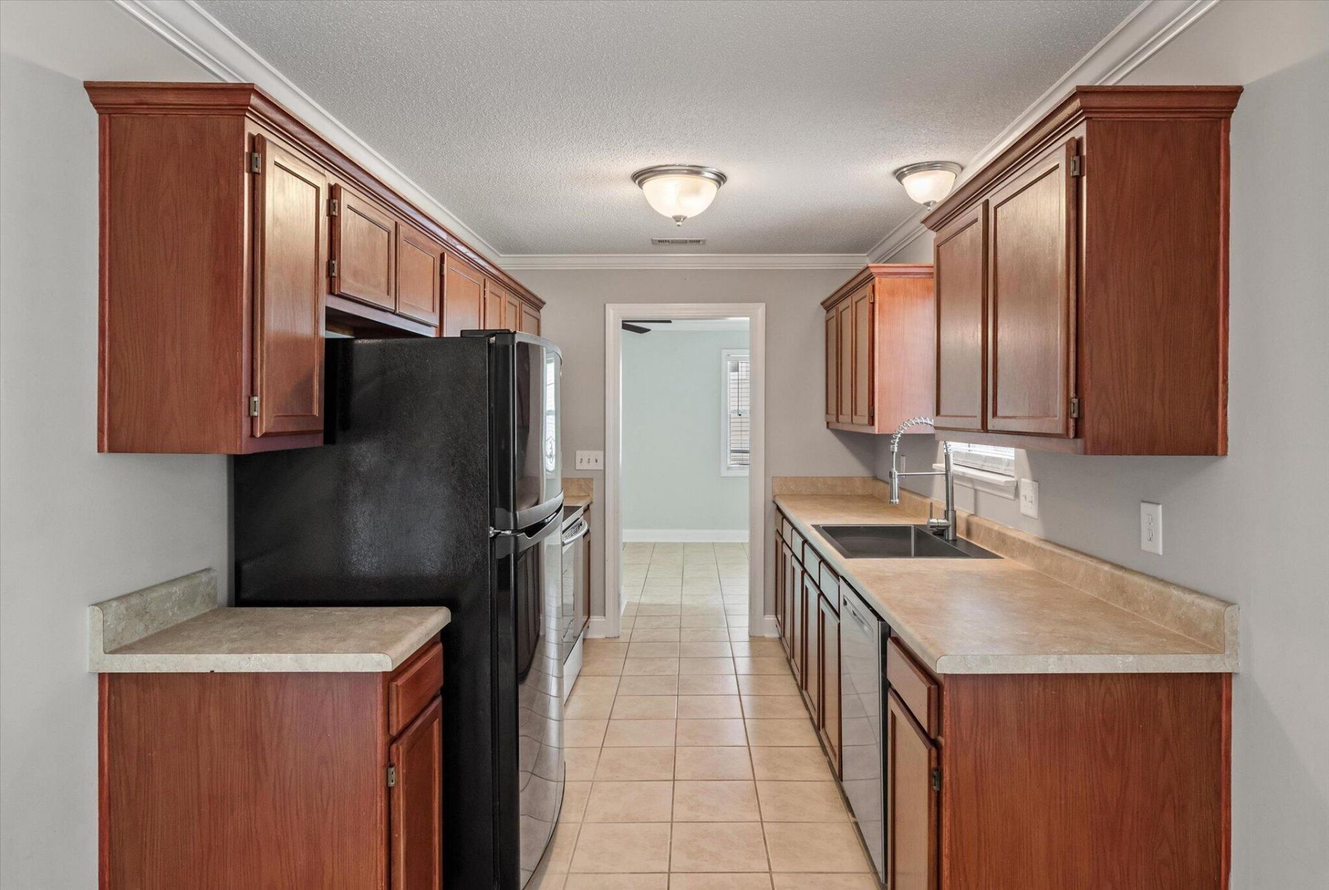 320 Indigo Road Photo 8