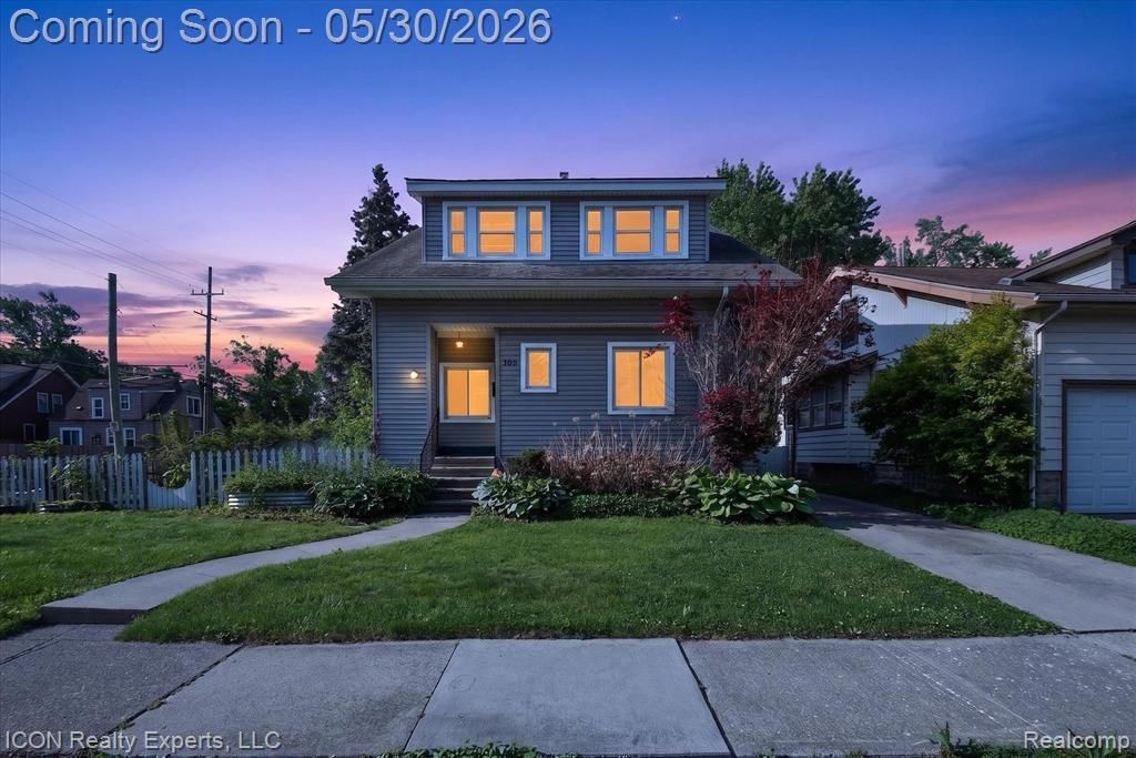 305 W Troy Street, Ferndale, MI 48220 Main Photo