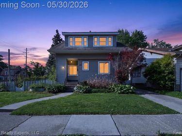 305 W Troy Street, Ferndale, MI 48220