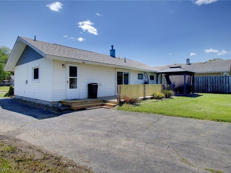 410 Southward Drive, Youngstown, OH 44515 Photo 13