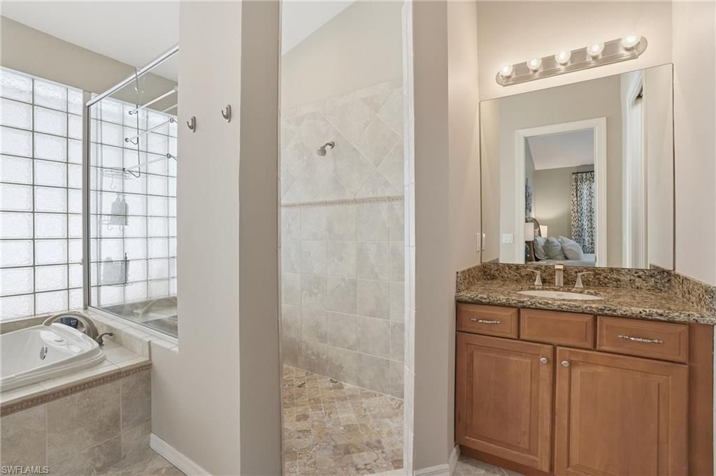 736 110th Ave N, Naples, FL 34108 Photo