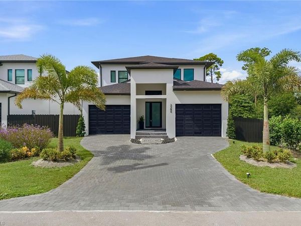3384 Canal ST, NAPLES, FL 34112