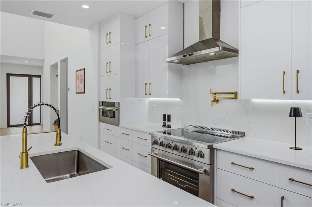 3384 Canal St , Naples, FL 34112 Photo