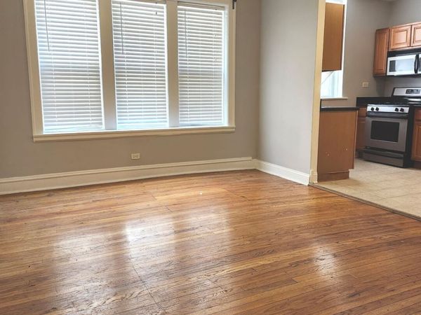 3015 W Armitage Avenue , Unit 2E, Chicago, IL 60647