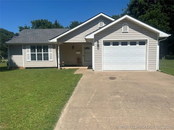308 N 4th , Davis, OK 73030