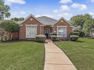 6891 High Country Drive, Fort Worth, TX 76132