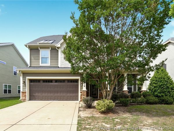 1014 Micahs Way N, Spring Lake, NC 28390