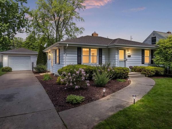 830 MARQUETTE AVENUE, Green Bay, WI 54304