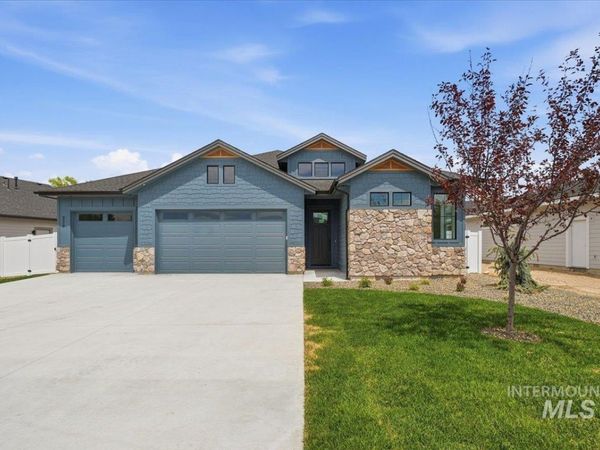 536 Mountain Loop Rd, Middleton, ID 83644