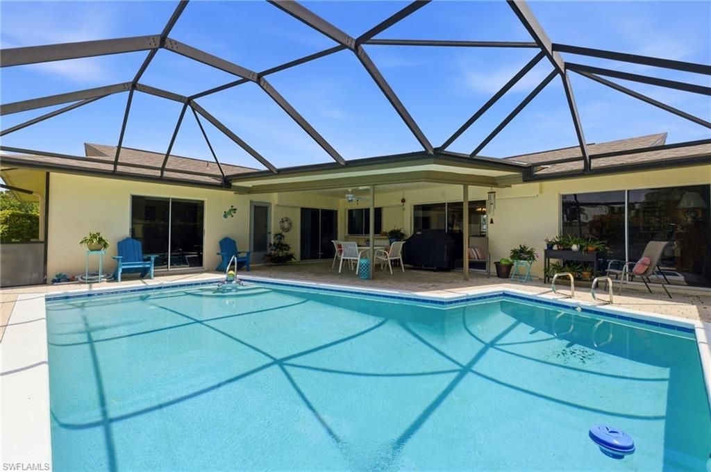 1335 Whiskey Creek Dr, Fort Myers, FL 33919 Photo