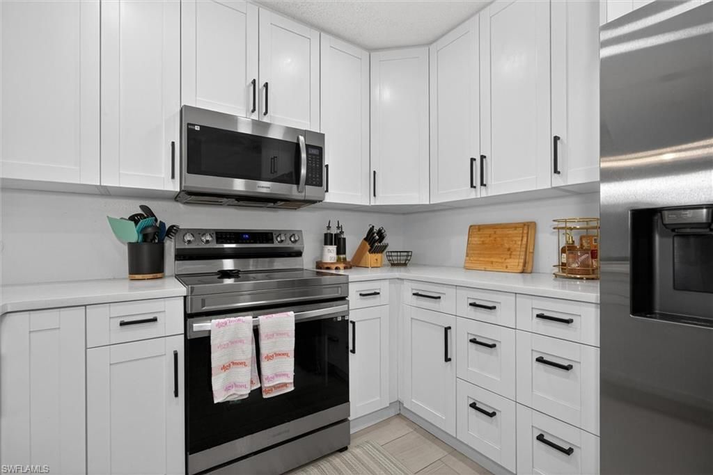 6315 Royal Woods Dr, Fort Myers, FL 33908 Photo