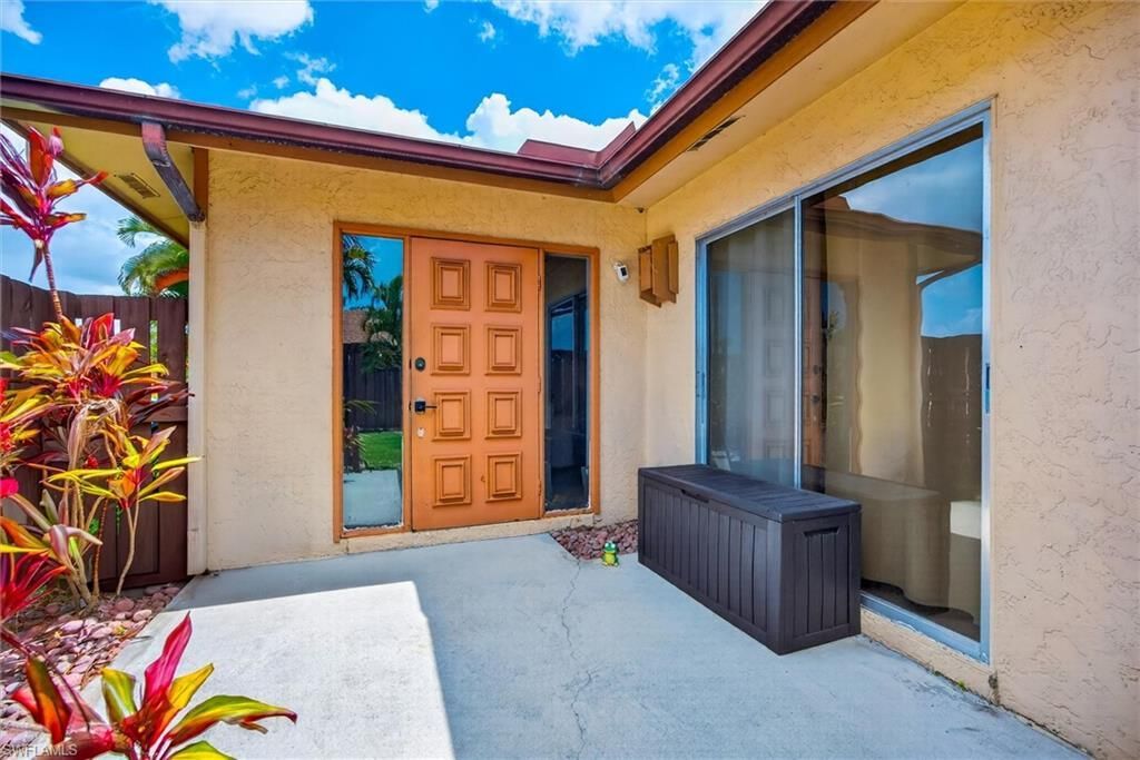 6315 Royal Woods Dr, Fort Myers, FL 33908 Photo