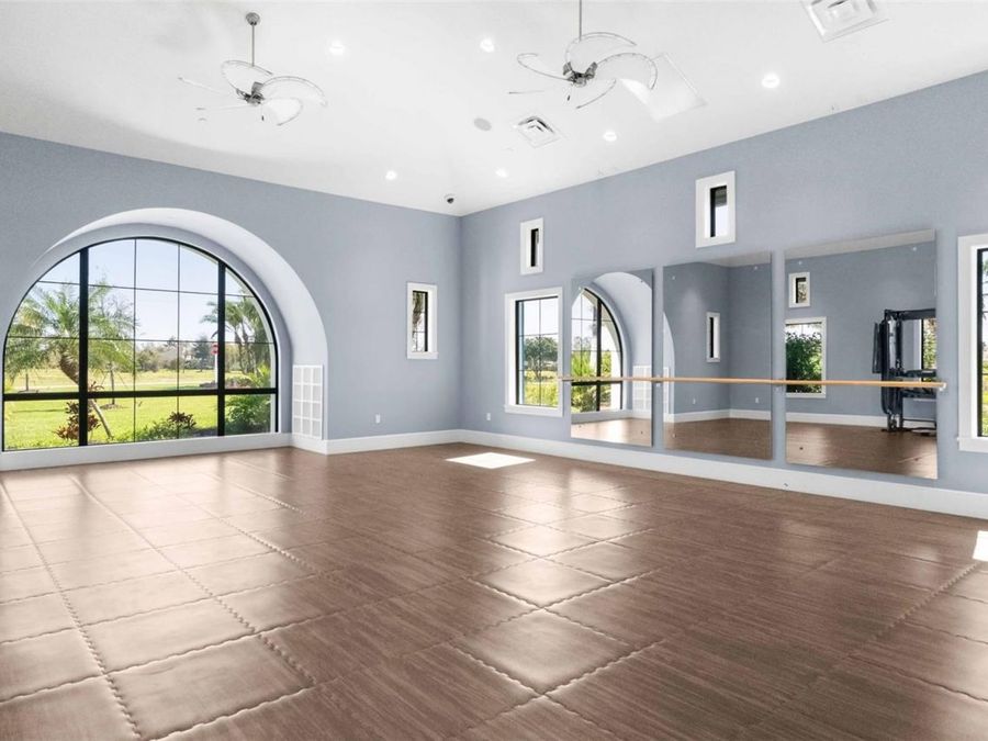 Property Image 79