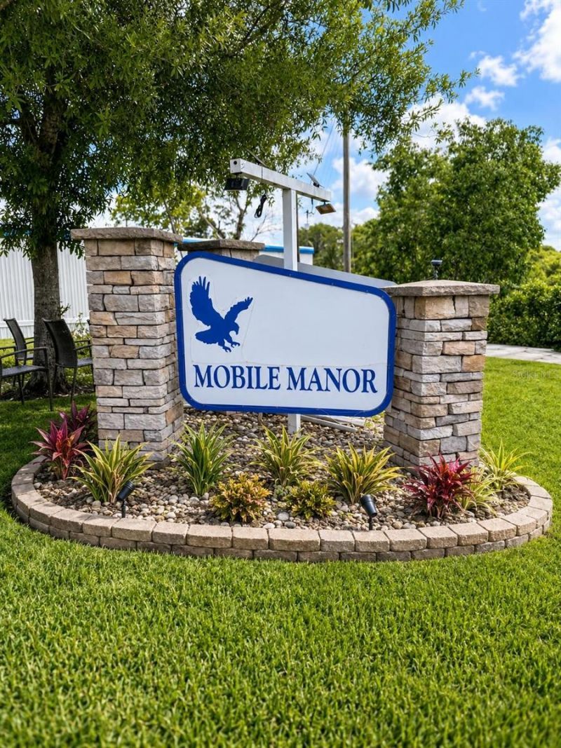 102 Lantern Place, North Fort Myers, FL 33917 Photo