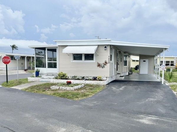 7173 MOUNT BRISTOL BOULEVARD NE, Unit 458, ST PETERSBURG, FL 33702