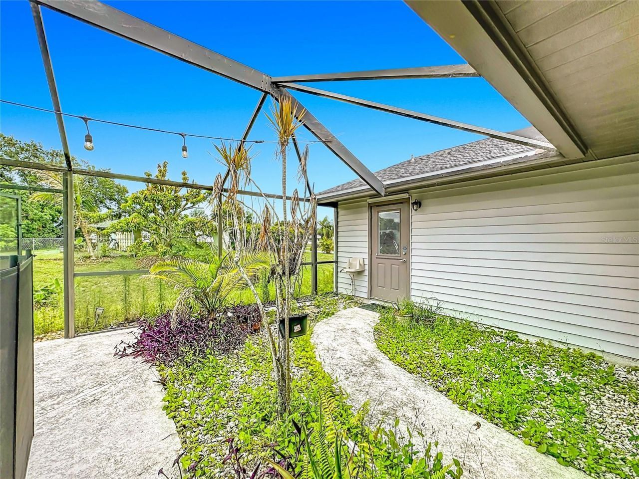 1654 SE Fallon Drive, Port Saint Lucie, FL 34983 Photo