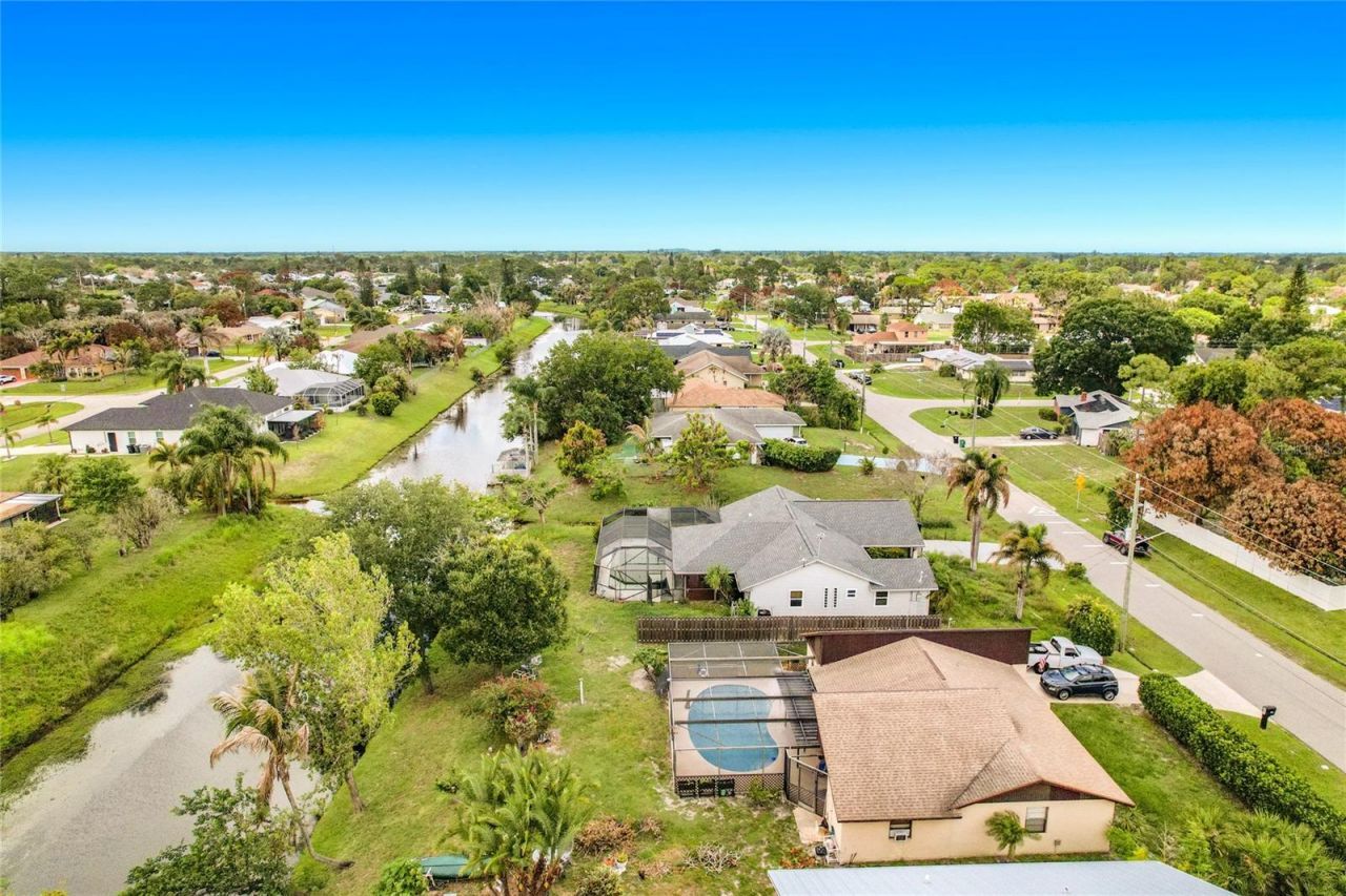 1654 SE Fallon Drive, Port Saint Lucie, FL 34983 Photo