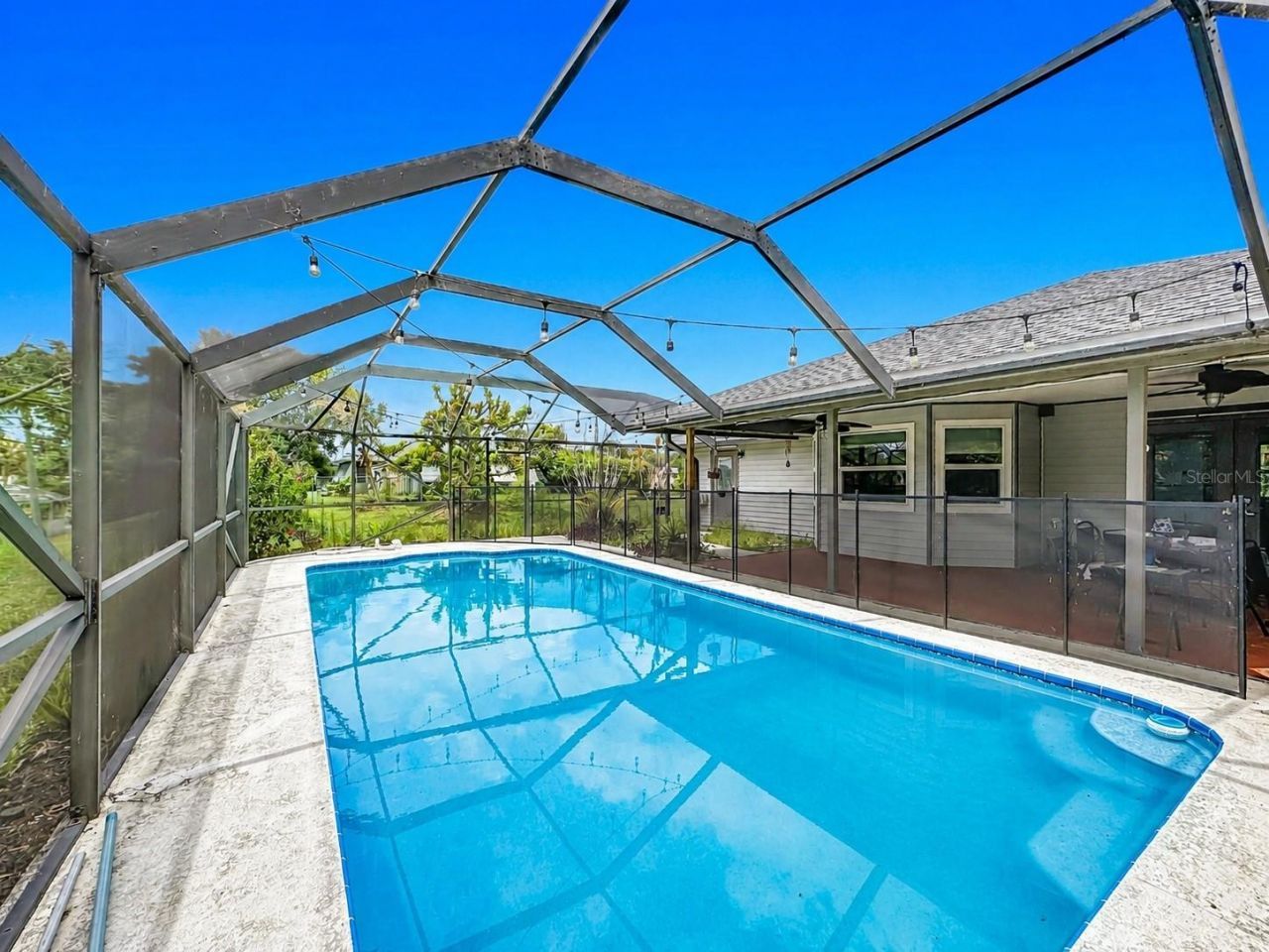 1654 SE Fallon Drive, Port Saint Lucie, FL 34983 Photo