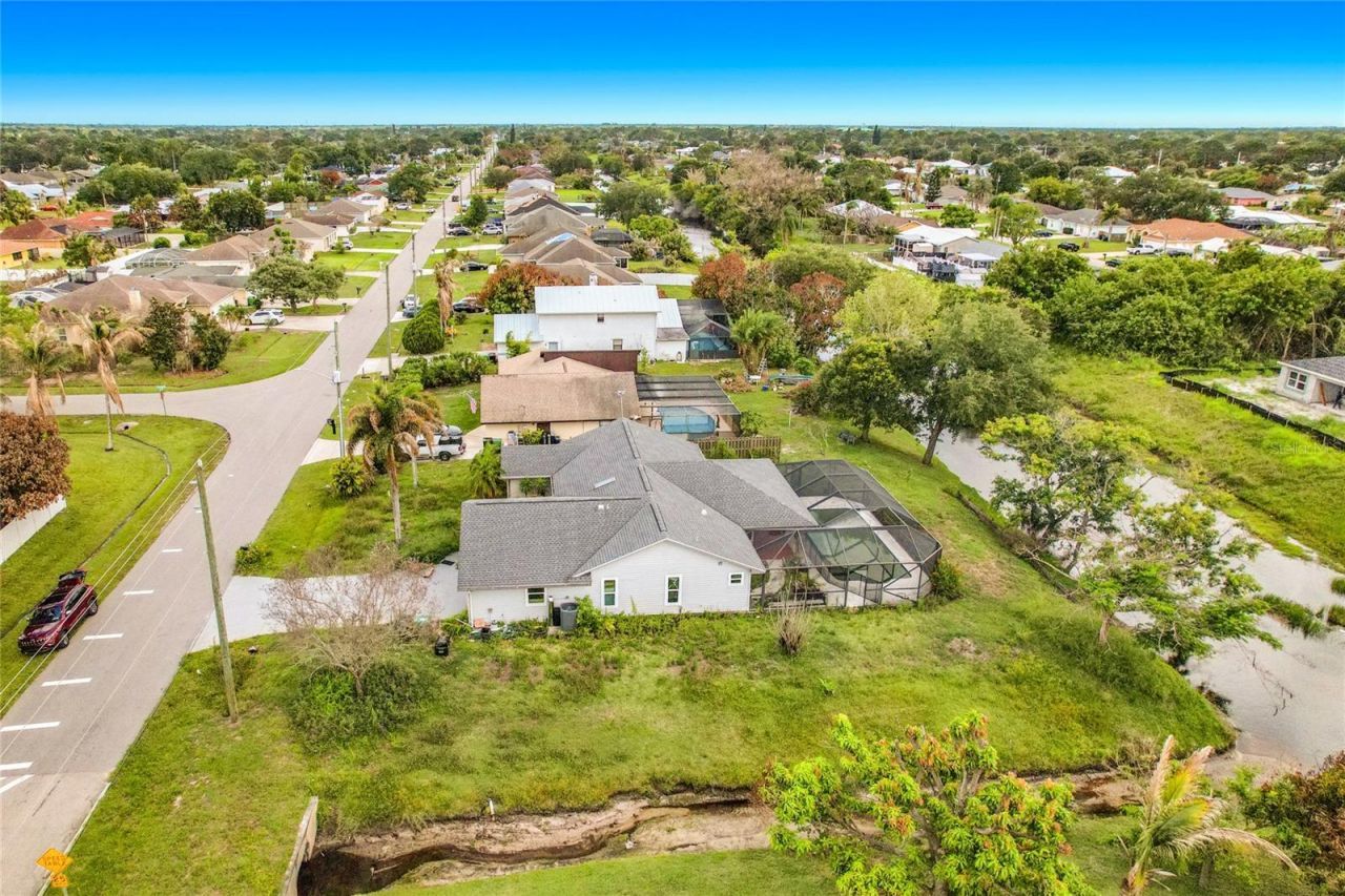 1654 SE Fallon Drive, Port Saint Lucie, FL 34983 Photo