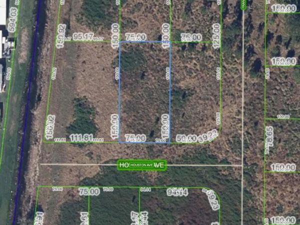 502 HOUSTON AVENUE , LAKE PLACID, FL 33852