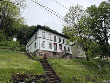 102 Diamond Street , Little Falls, NY 13365