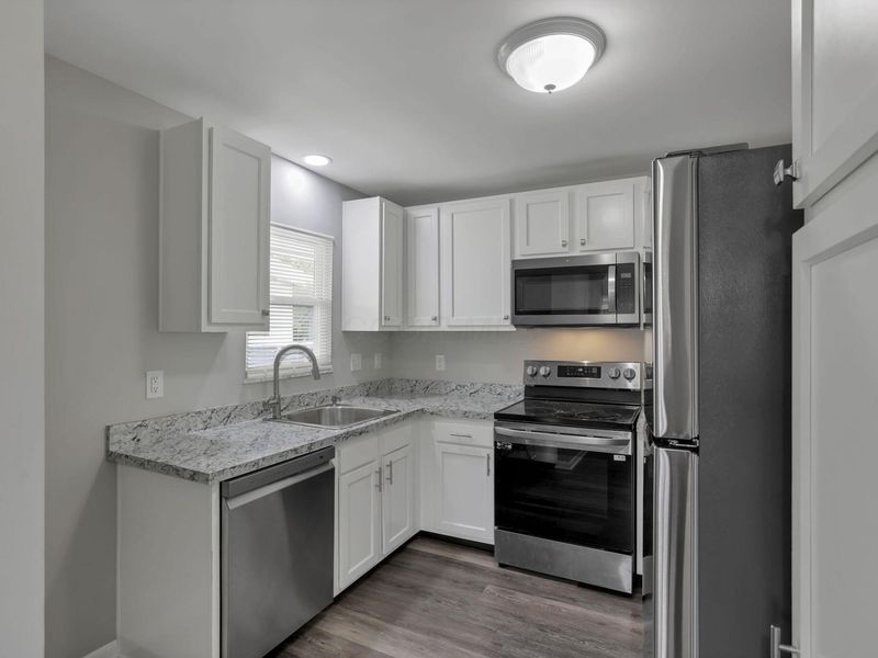 2758 Beulah Road , Columbus, OH 43211 Photo 13