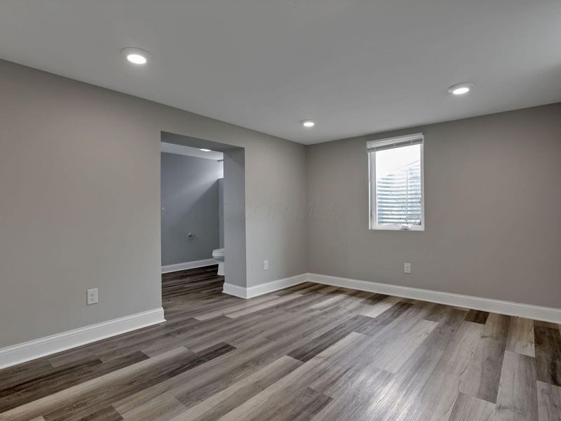 2758 Beulah Road , Columbus, OH 43211 Photo 36